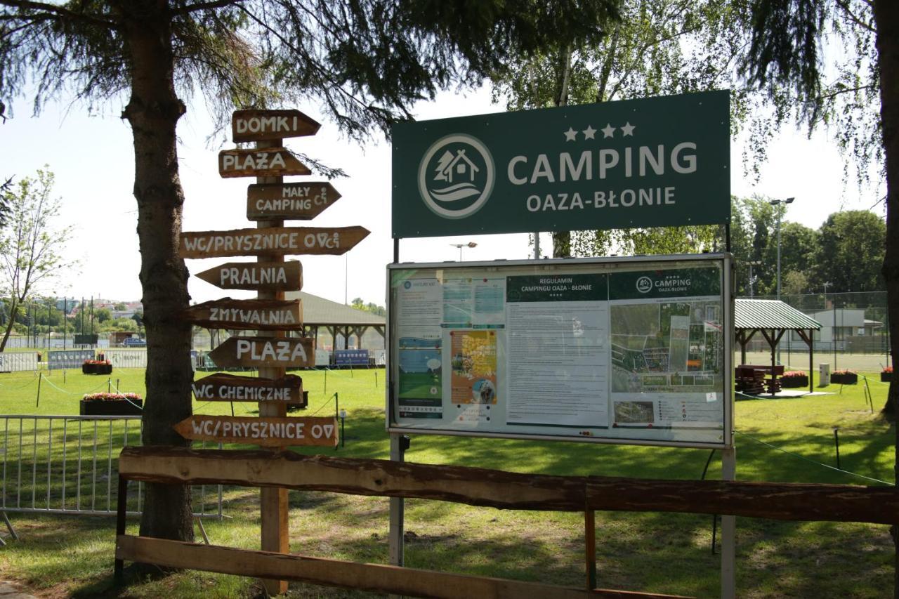 Camping Oaza Blonie Kornik Domki Standard Plus - 3 Pokoje エクステリア 写真